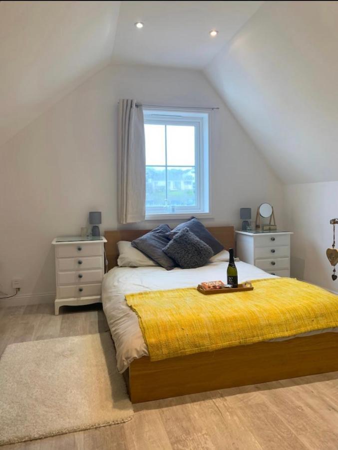 Romantic Hideaway, Seconds Away From Perran Beach 佩伦波斯 外观 照片